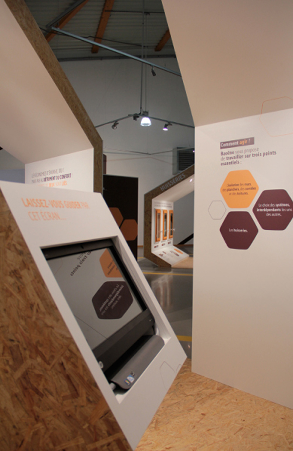 Dessin des bornes interactives et fabrication des meubles